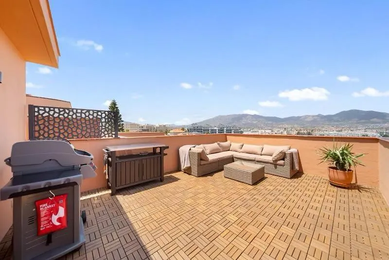 Fuengirola Castle And Sea Views Apartment ספרד